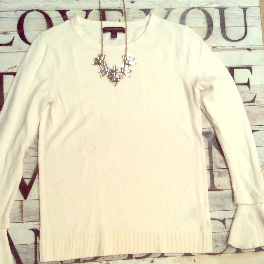 Banana Republic Bell Tie Sleeve Sweater